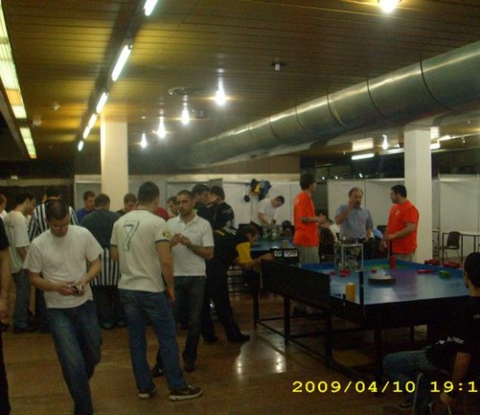 Holomogacija robota holo9.jpg