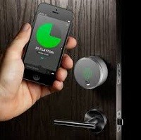 Otključavajte vrata smartfonima – August Smart Lock august smart lock naslovna automatika.rs