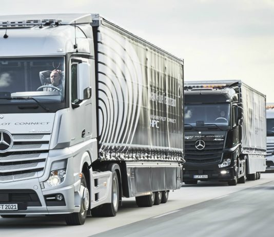 Highway Pilot Connect – Umreženi kamioni u konvoju za veću sigurnost i manju potrošnju goriva