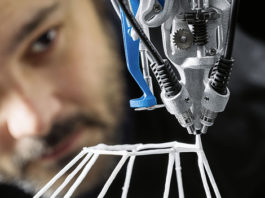 Festo Bionic Learning Network: Novi 3D Cocooner