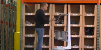 DHL testira kolaborativne robote u svojim skladištima