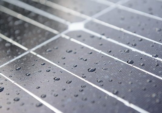 Novi solarni paneli sakupljaju energiju iz kišnih kapi