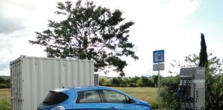 Kombinovan centar za punjenje električnih vozila i skladištenje solarne energije otvoren u Škotskoj