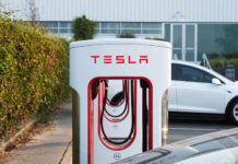 Kompanija Tesla lansira treću generaciju punjača za električne automobile