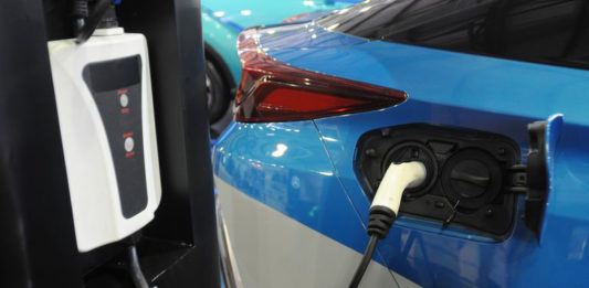 Nove baterije za električna vozila puniće se svega 10 minuta!