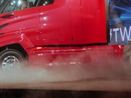 Osnivač kompanije Nikola daje 233 miliona dolara svojim prvim zaposlenima Trevor Milton nikola