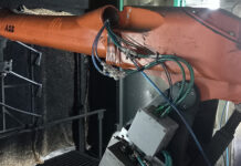 Programiranje robota ABB IRB580 u procesu farbanja keder gume u auto industriji