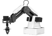 Robot koji pomaže vašem detetu da se razvija i upoznaje sa programiranjem – Dobot Robot