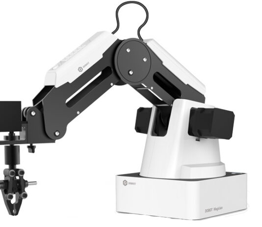 Robot koji pomaže vašem detetu da se razvija i upoznaje sa programiranjem – Dobot Robot