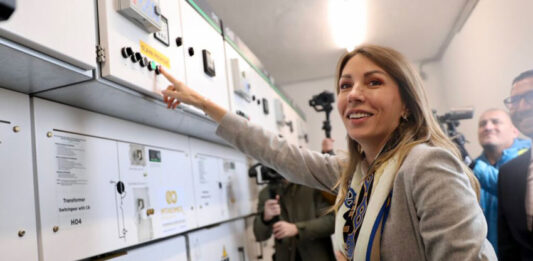 Počela sa radom solarna elekrana sa 17.980 panela u Lapovu